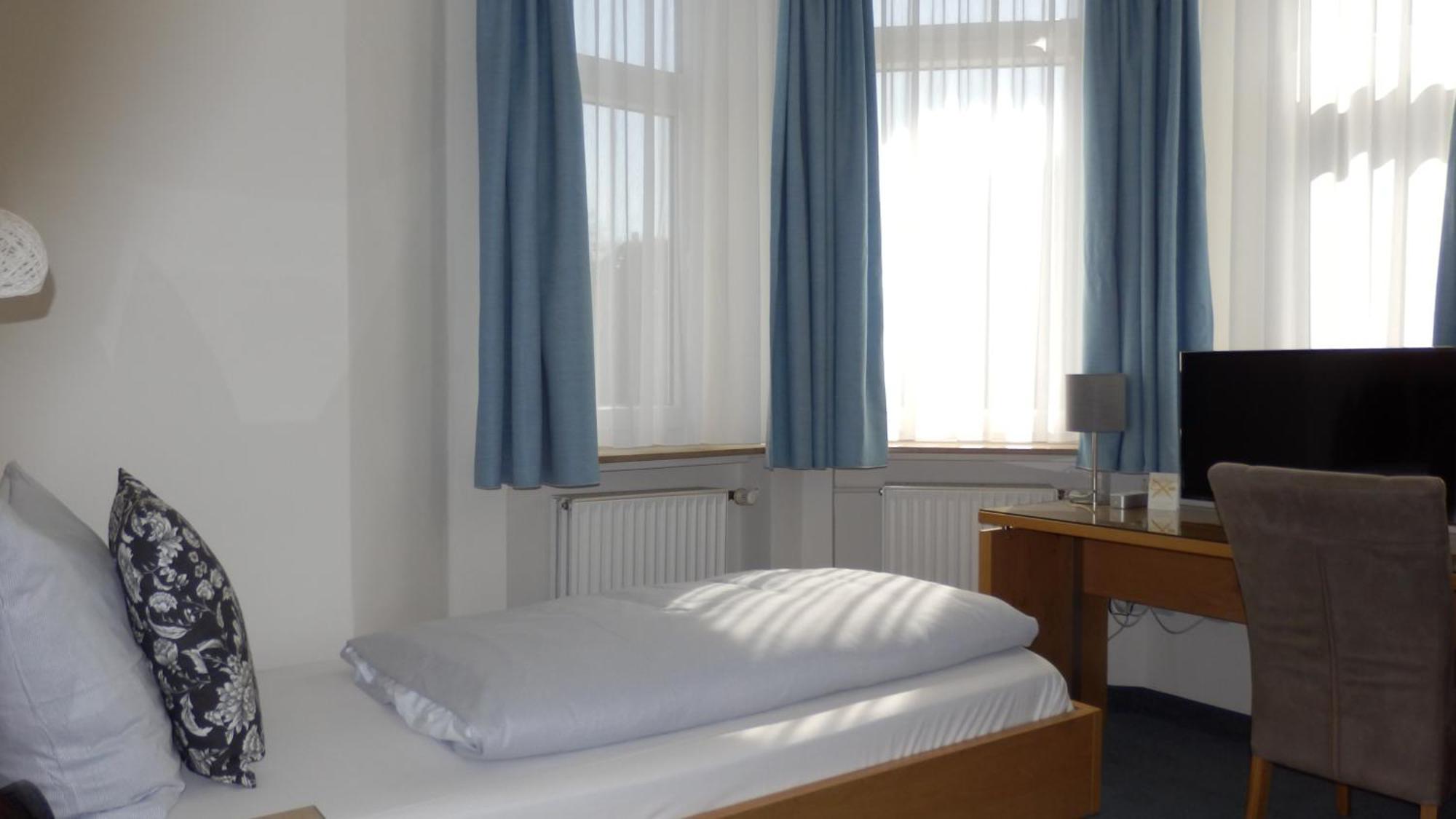 Hotel Bellevue Hamelin Exteriör bild